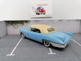Cadillac Biarritz conv. 1957 gesloten