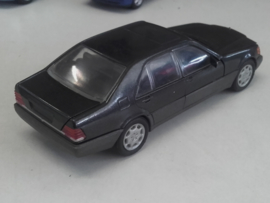 Mercedes Benz SEL W140