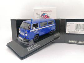 Volkswagen T2 bus "THW Berlin Kreuzberg "