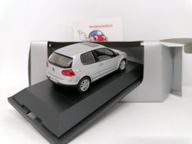 Volkswagen Golf 5 3 deurs grijs
