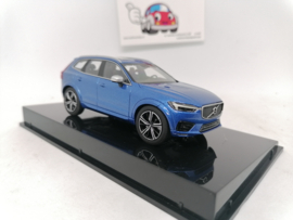 Volvo XC60 blauw