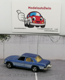 Peugeot 604 blauw