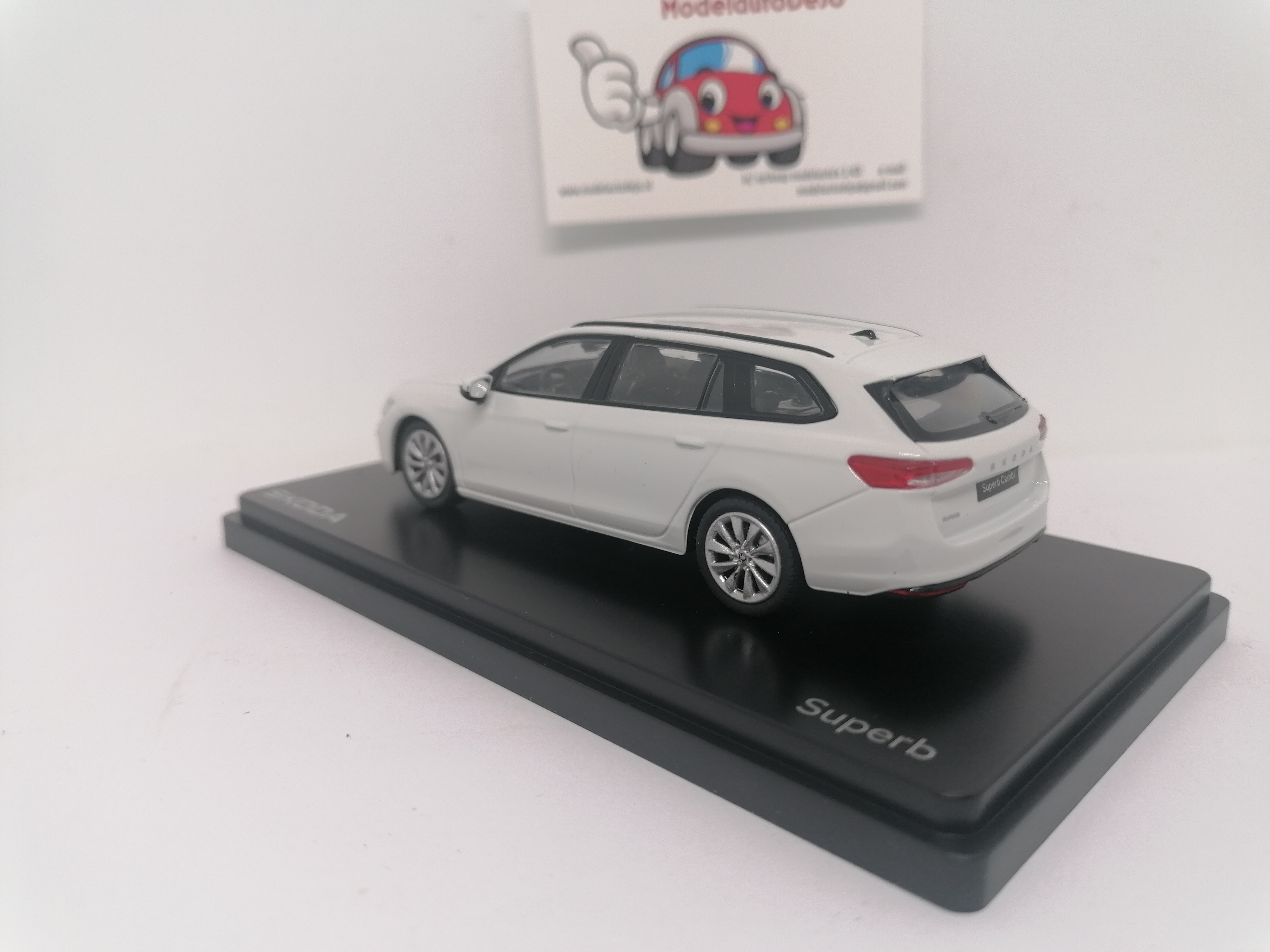 Skoda Superb VI combi 2023 wit