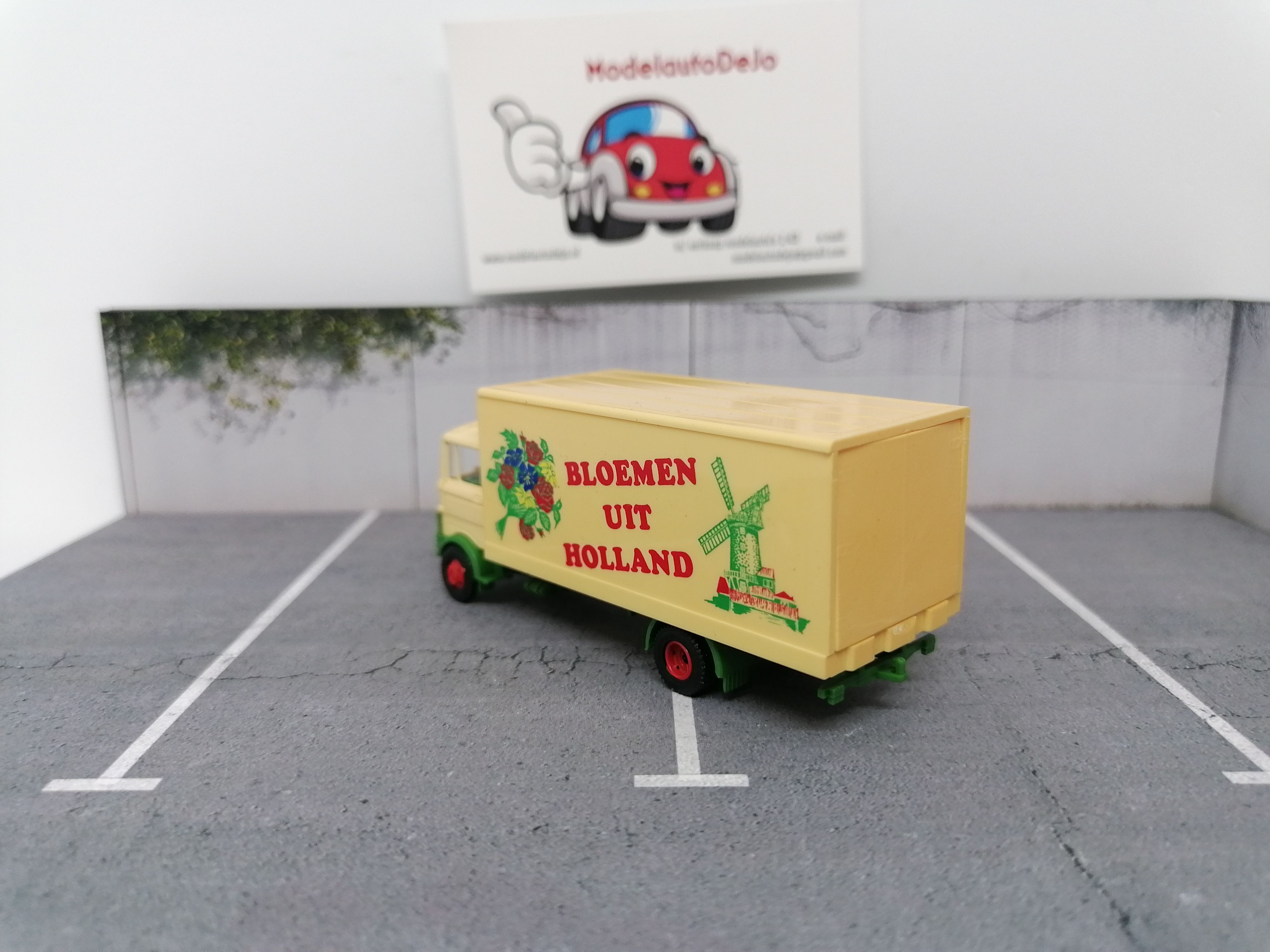 Mercedes Benz LP809 "Bloemen uit Holland