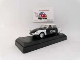 Citroen DS 19 Police