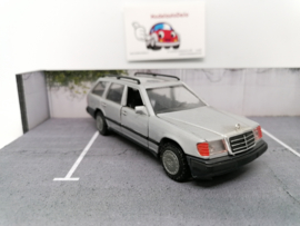 Mercedes Benz W124 T klasse