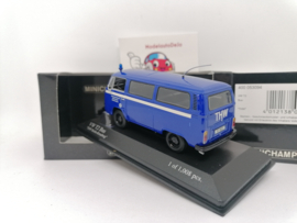 Volkswagen T2 bus "THW Berlin Kreuzberg "