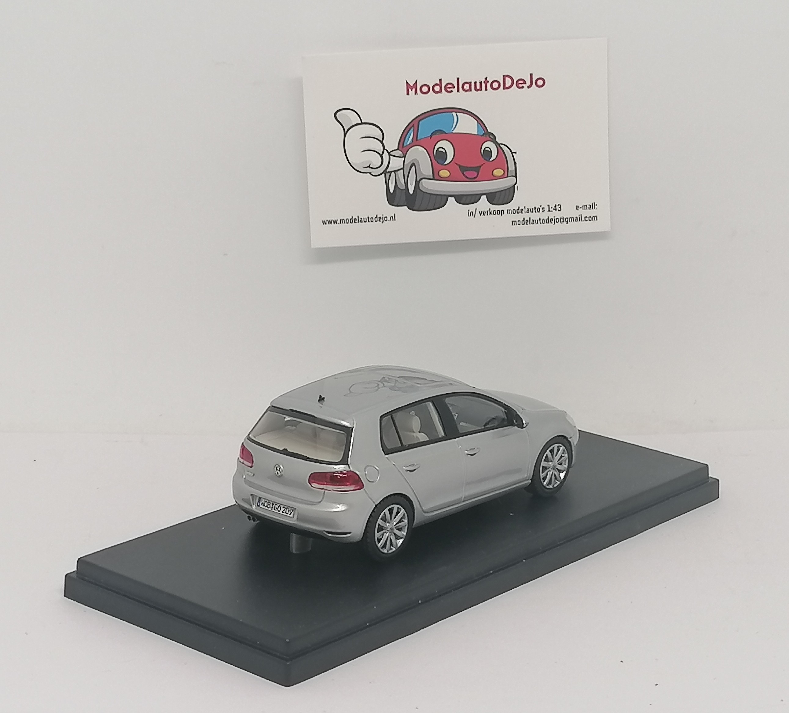 Volkswagen Golf VI grijs