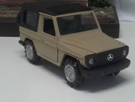 Mercedes G- serie  zand