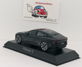 Polestar 5 2025 space