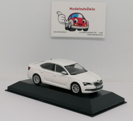 Skoda Superb III limousine