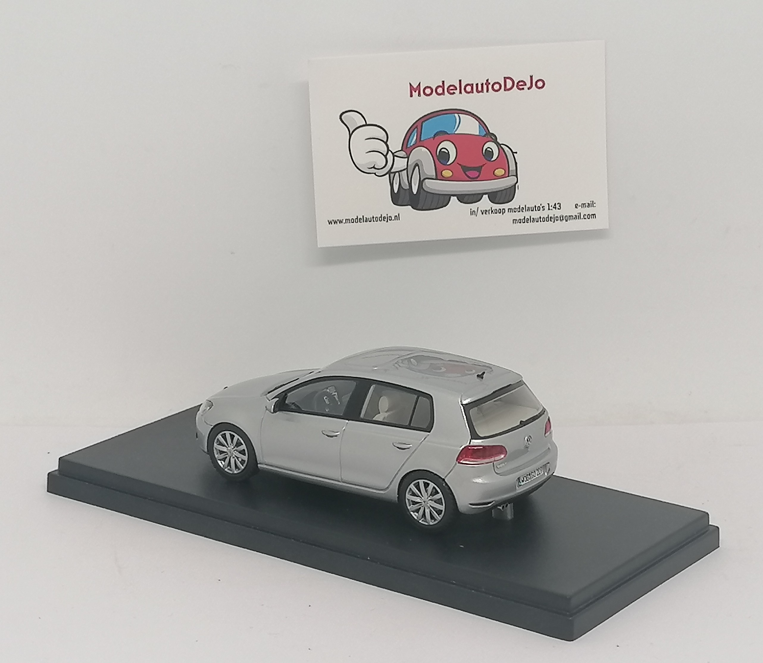 Volkswagen Golf VI grijs