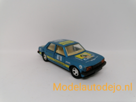 Peugeot 305