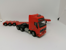 Volvo FH16 520 Globetrotter XL met dieplader