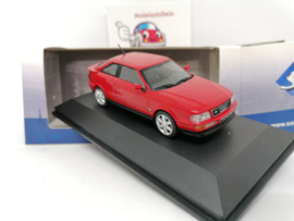 Audi Coupe S2 rood