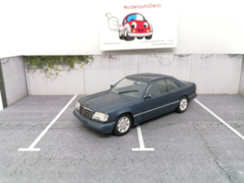 Mercedes Benz coupe W124 E320