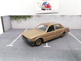 Peugeot 505