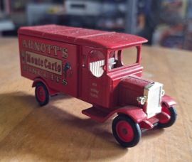 1931 Morris Van "Arnott's biscuits"