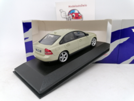 Volvo S40 2003