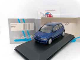 BMW E1 blauw