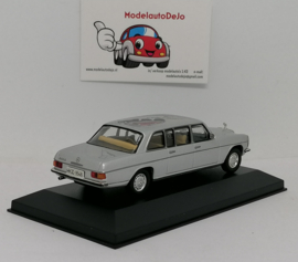 Mercedes Benz 240D limousine 1974