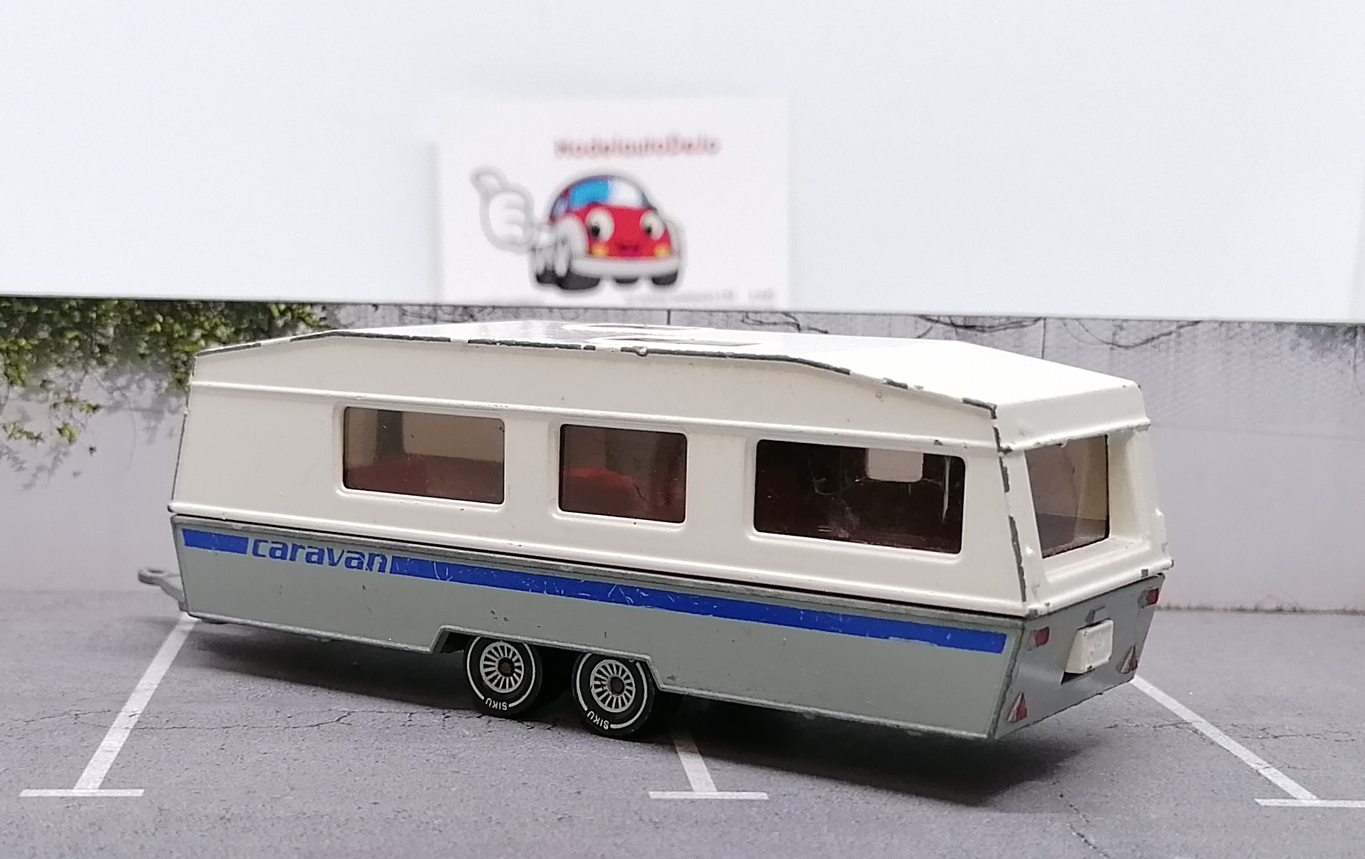 Caravan 2518