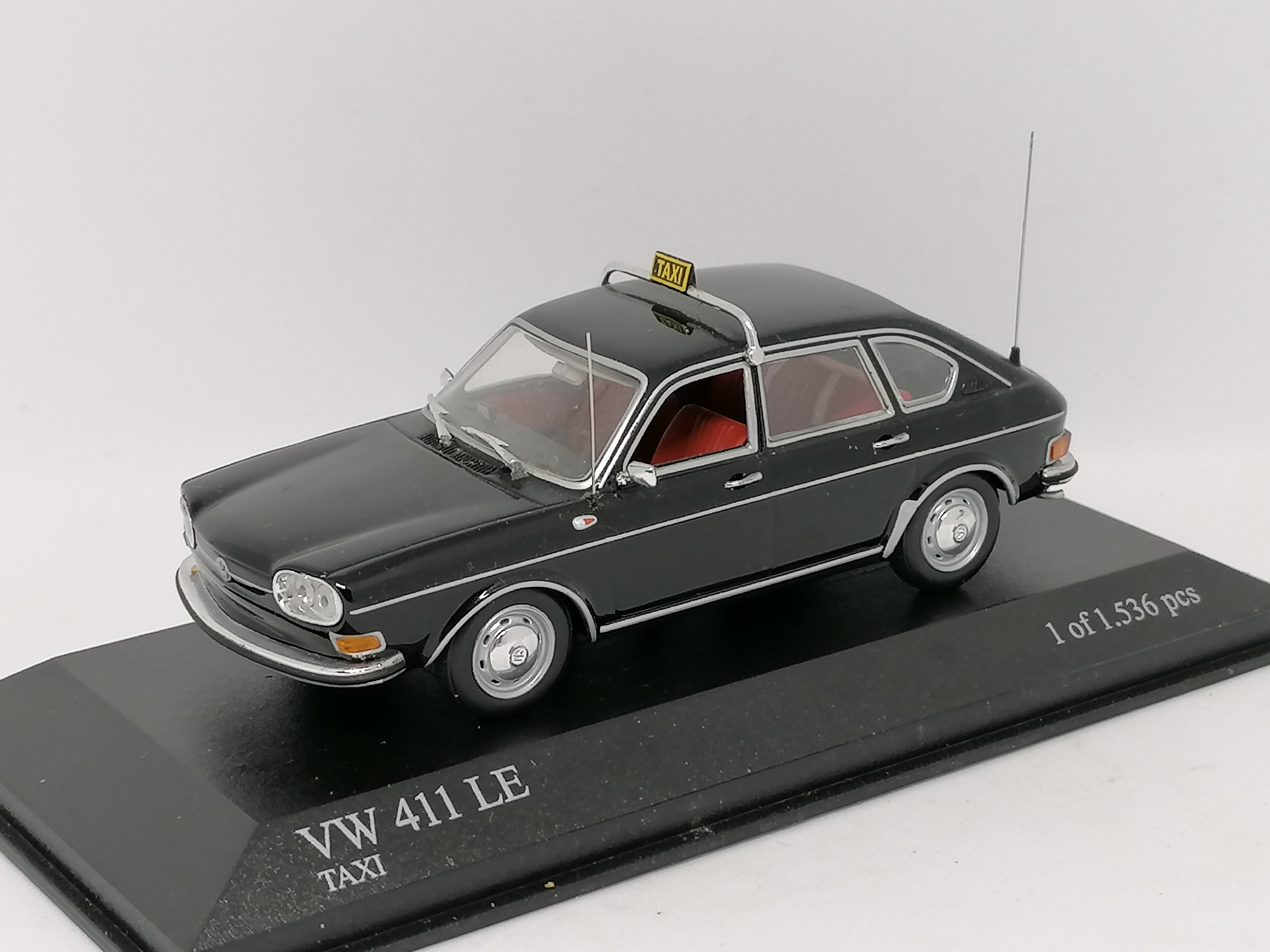 Volkswagen 411 LE Taxi