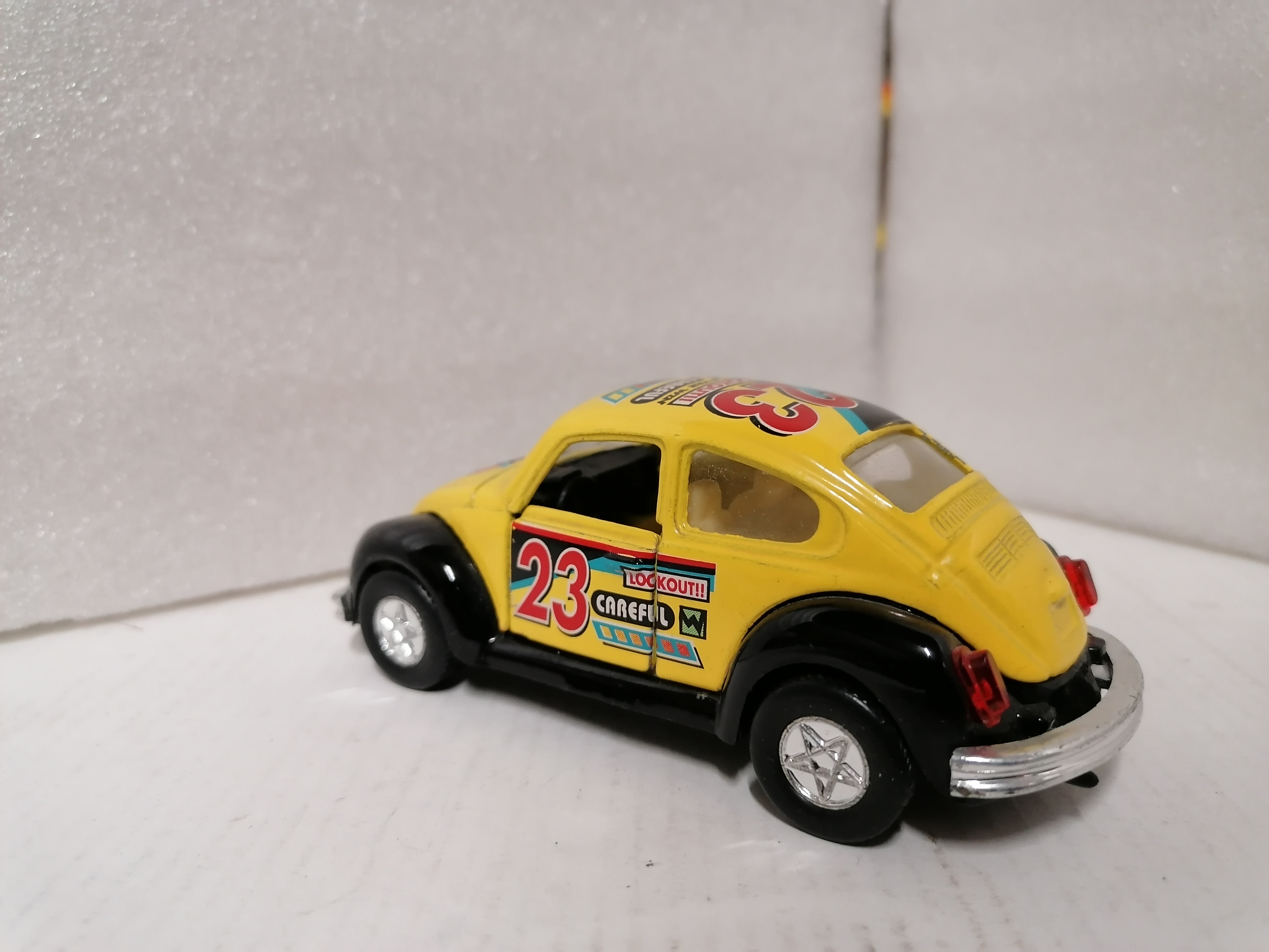 Volkswagen Kever geel