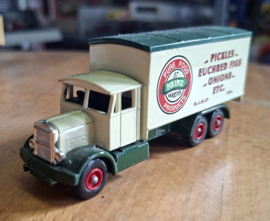 1937 Scammel 6-wheeler "Heinz Pickles"