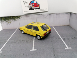 Volkswagen Golf 1981- geel