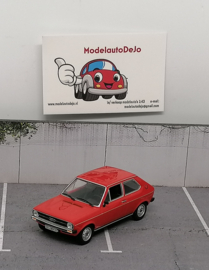 Audi 50 rood