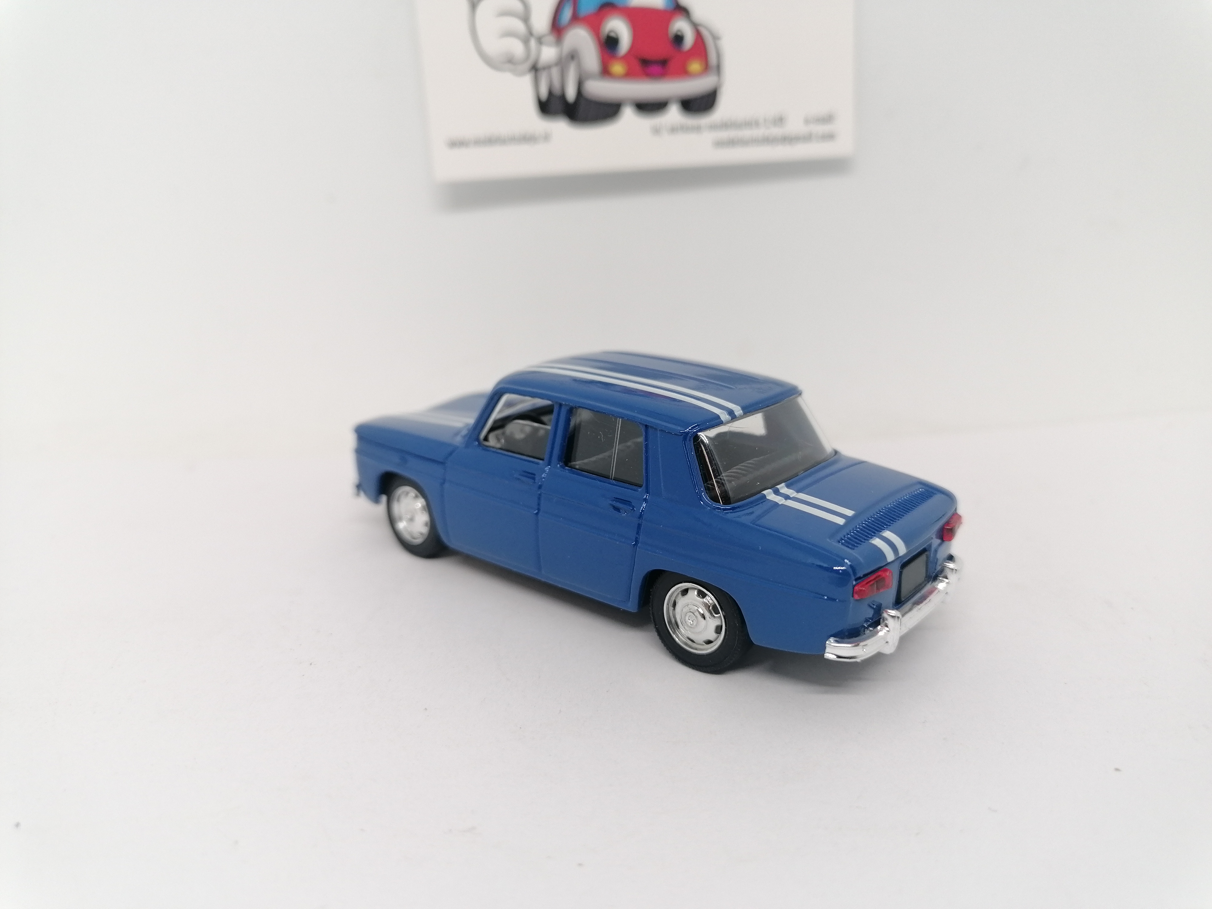Renault 8