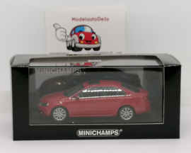 Volkswagen Jetta mk6  2010 rood