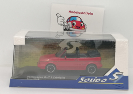 Volkswagen Golf 1 cabriolet sportline rood