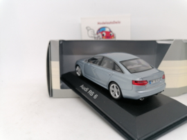 Audi RS6 limousine C6 silver