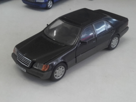 Mercedes Benz SEL W140