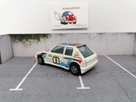 Peugeot 205 turbo 16 wit (1)