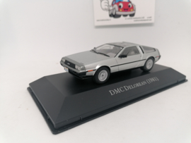 DMC DeLorean 1981