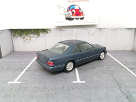Mercedes Benz coupe W124 E320