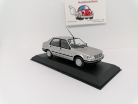 Peugeot 309 1988