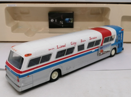 GM 5300 Fishbowl  "Gray coach lines"