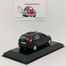 Ford Fiesta mk5 5 drs zwart