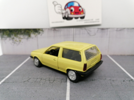 Volkswagen Polo 86 II Steilheck geel