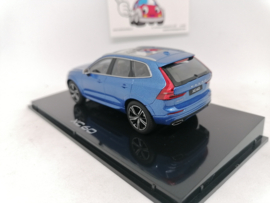 Volvo XC60 blauw