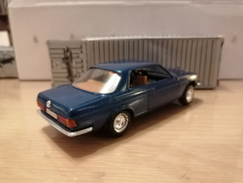 Mercedes Benz W123 coupe