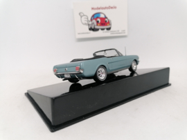 Ford Mustang convertible 1965