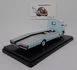 Alfa Romeo A12 1967 autotransporter blauw