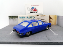 Tatra T613