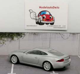 Jaguar XKR