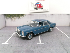 Mercedes Benz 220D